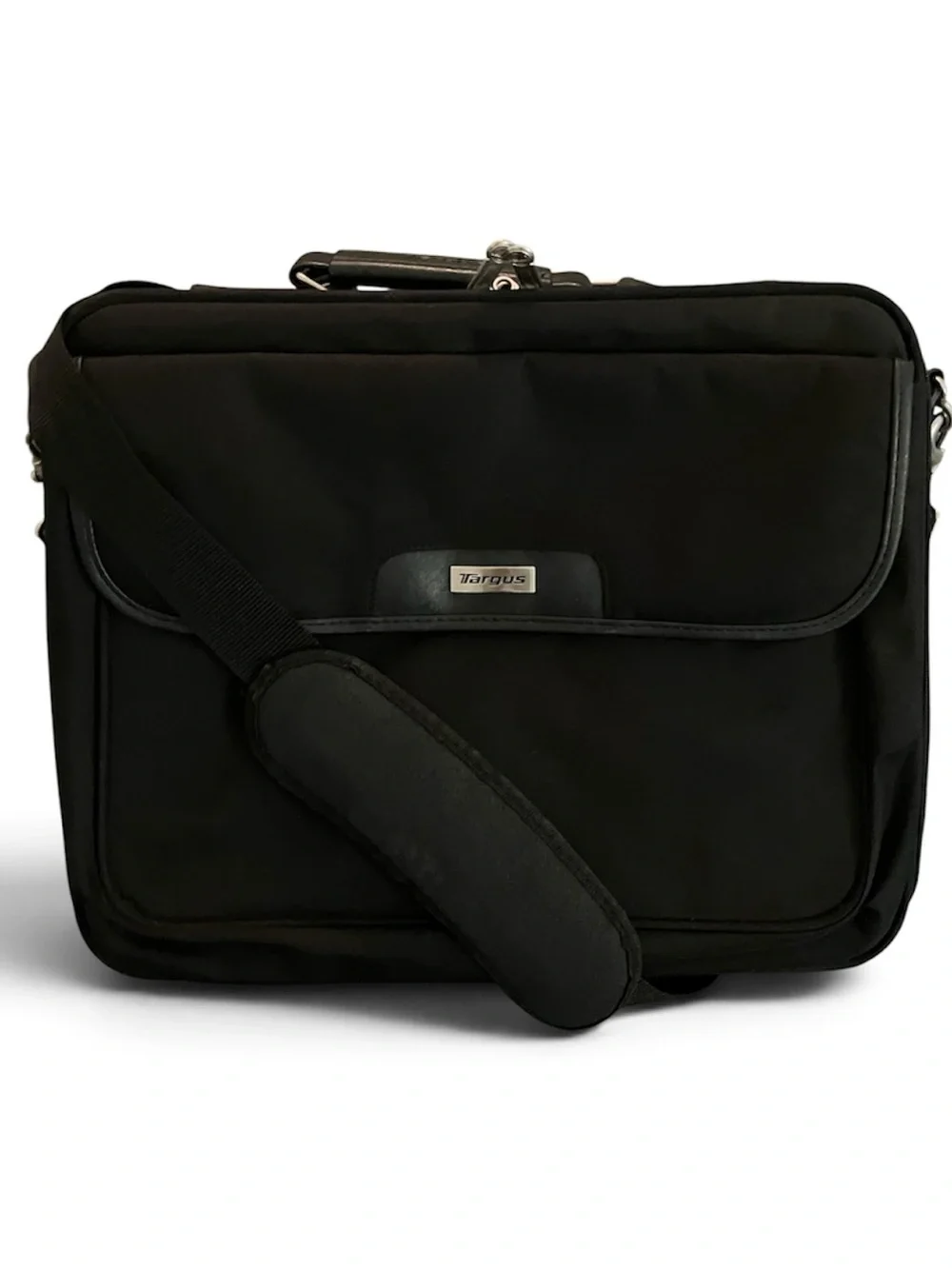 IN EXCELLENT CONDITION! TARGUS NOTEBOOK LAPTOP MESSENGER BAG TRAVEL WORK SCHOOL